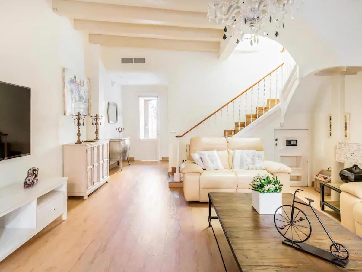 Sitges Spaces Beach House-4 Bedrooms, 3 Bathrooms, Large Terrace, Jacuzzi, Center-Beach Bagian luar foto